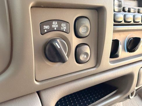 Used 2000 Ford Excursion Limited AWD/4WD image 22