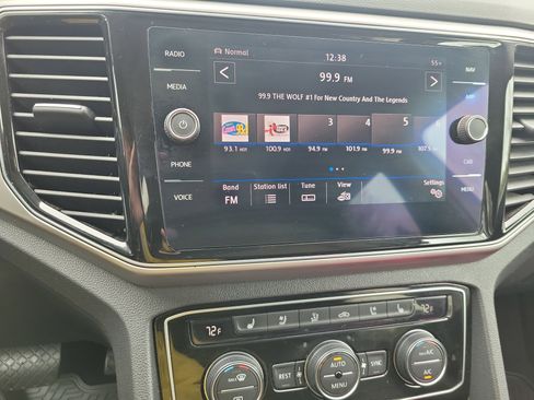 Used 2018 Volkswagen Atlas SEL Premium AWD/4WD image 26