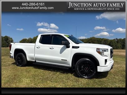 Certified 2022 GMC Sierra 1500 Elevation w/ LPO, Elevation Black Package