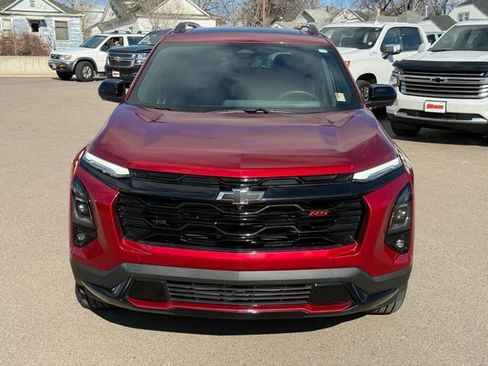 Used 2025 Chevrolet Equinox RS w/ Safety and Technology Package image 2