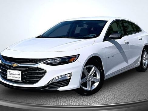 Used 2023 Chevrolet Malibu LS FWD image 1