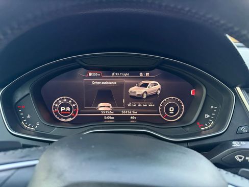 Used 2018 Audi Q5 2.0T Premium Plus w/ Premium Plus Package image 26