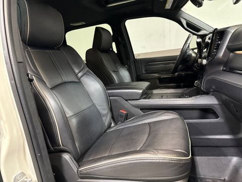 Used 2024 RAM 2500 Limited image 60