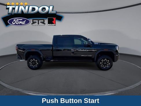 Used 2024 GMC Sierra 2500 AT4X AWD/4WD image 9