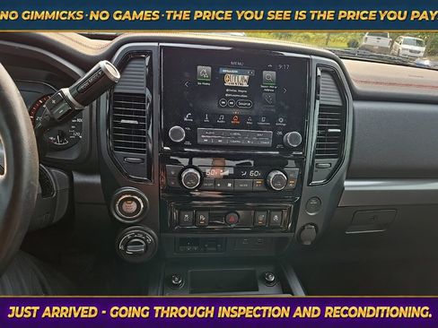 Used 2023 Nissan Titan PRO-4X w/ Pro-4x Convenience Package AWD/4WD image 20