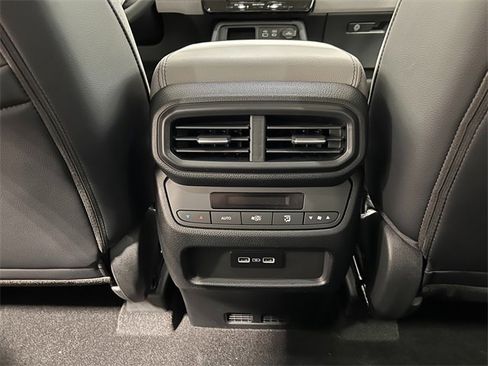 New 2025 Honda Pilot EX-L image 29