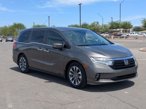 Used 2021 Honda Odyssey EX-L image 7