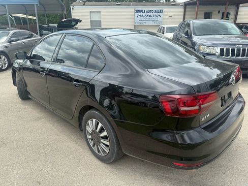 Used 2016 Volkswagen Jetta S image 5