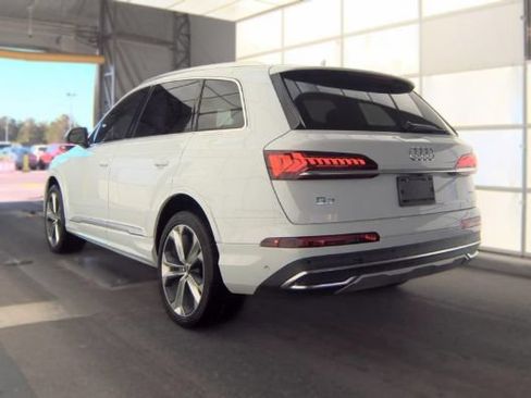 Used 2022 Audi Q7 3.0T Premium Plus AWD/4WD image 2