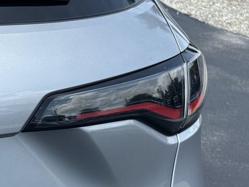 Used 2025 Honda HR-V LX image 16