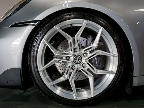 Used 2023 Porsche 911 Carrera T image 39