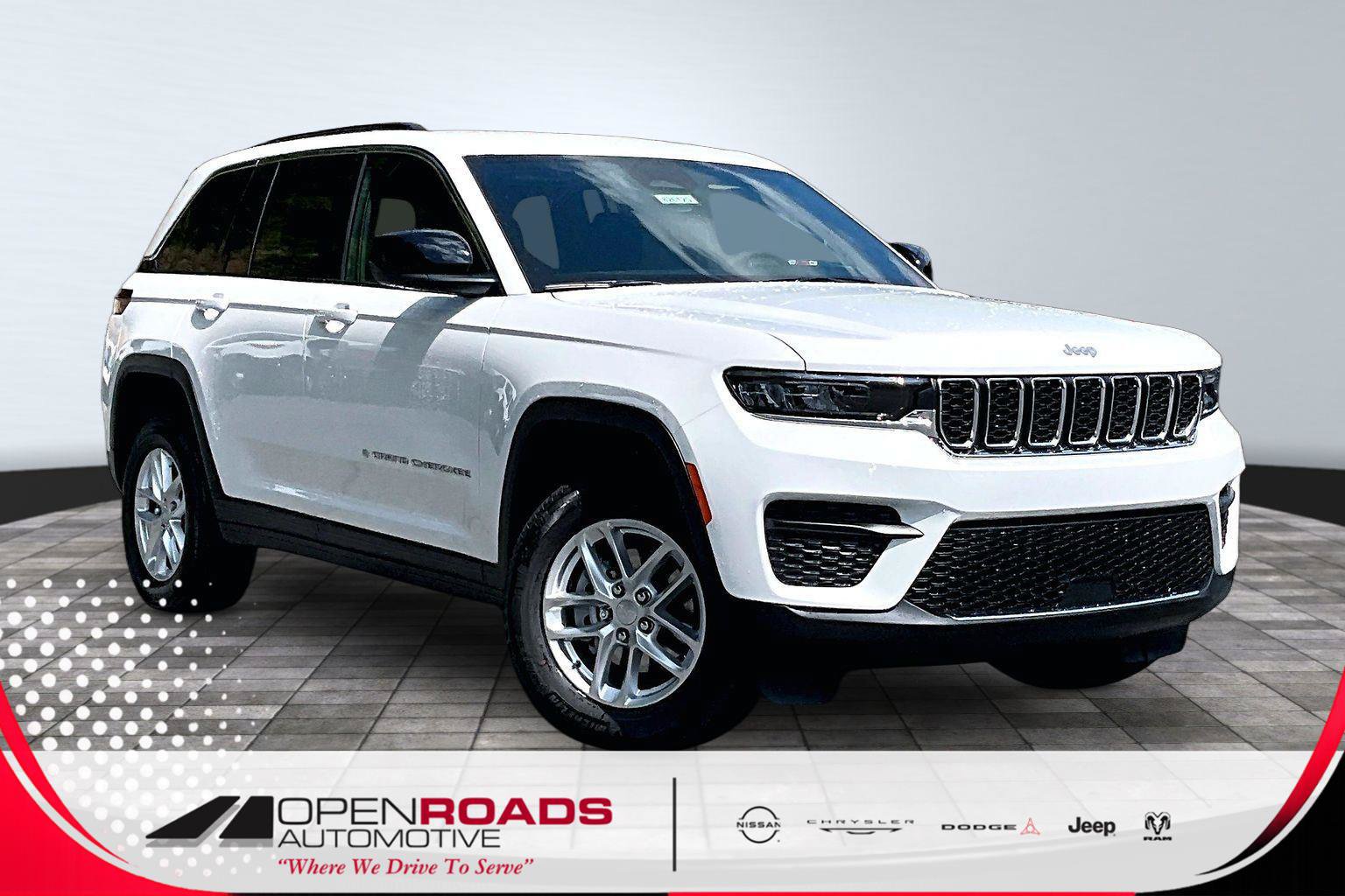 New 2026 Jeep Grand Cherokee Laredo AWD/4WD image 1