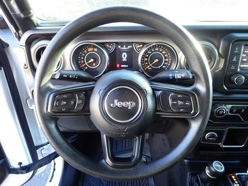 Used 2021 Jeep Wrangler Unlimited Sport image 19