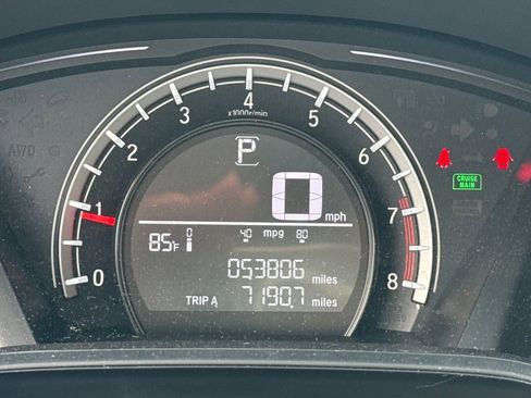 Used 2018 Honda CR-V LX image 10