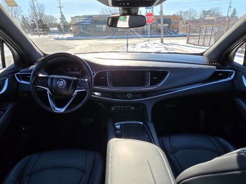Used 2022 Buick Enclave Essence w/ Trailering Package, 5000 lbs. image 32
