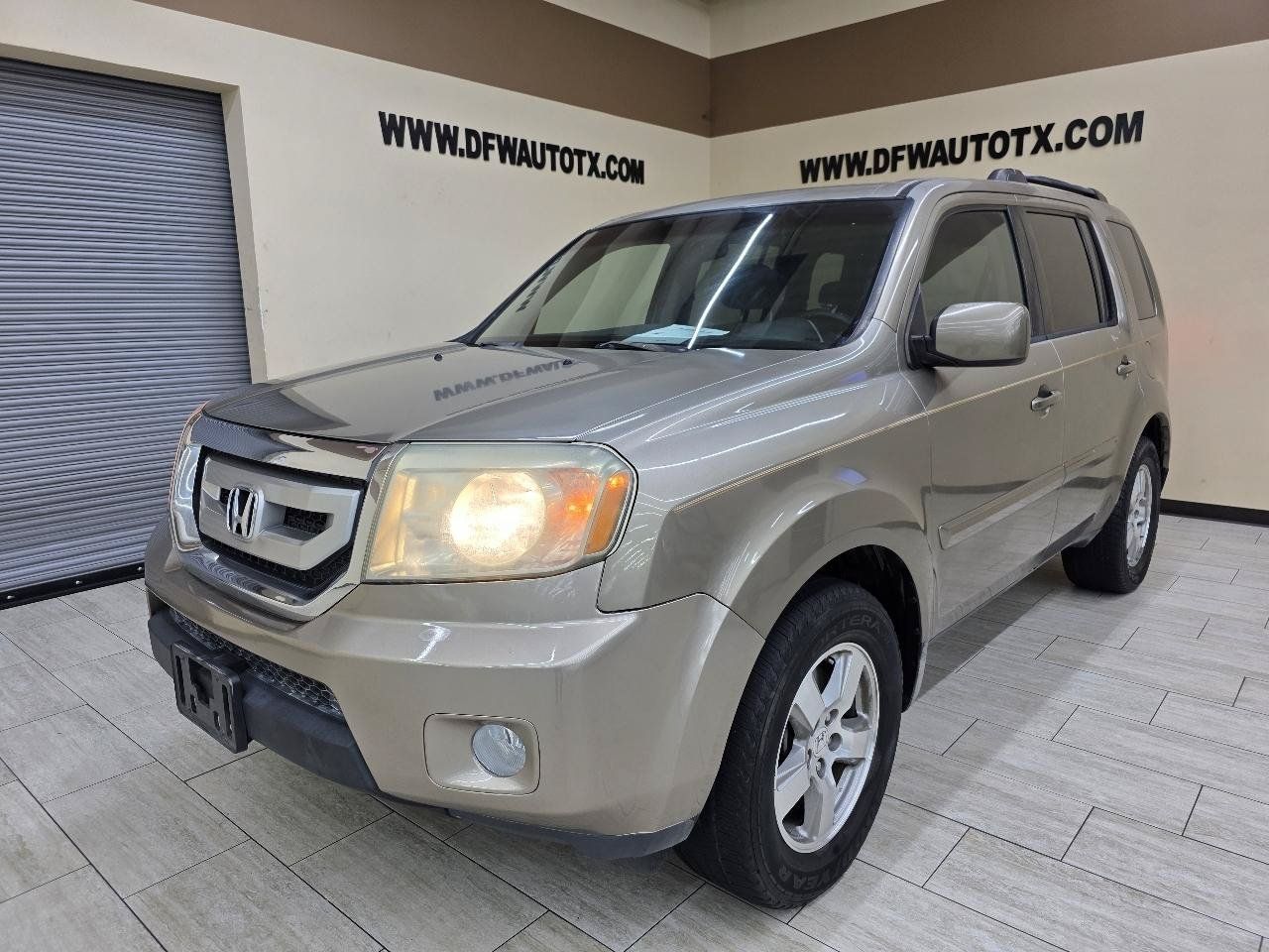 Used 2011 Honda Pilot EX image 2