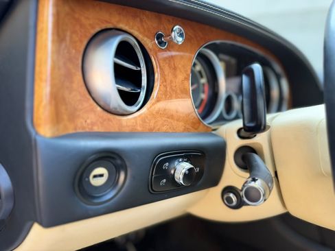 Used 2014 Bentley Flying Spur W12 AWD/4WD image 34