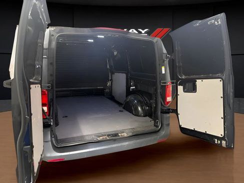 Used 2016 Mercedes-Benz Metris image 7
