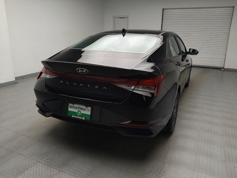 Used 2023 Hyundai Elantra SEL FWD image 7