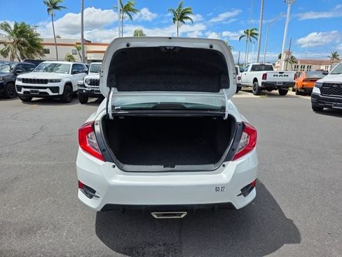 Used 2020 Honda Civic Sport image 11