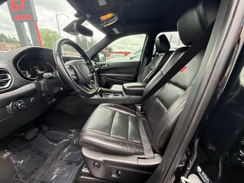 Used 2023 Dodge Durango R/T w/ Tow 'N Go Group AWD/4WD image 5