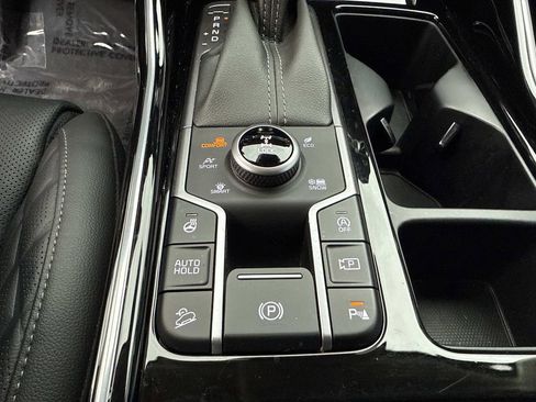 Used 2023 Kia Sorento SX image 34