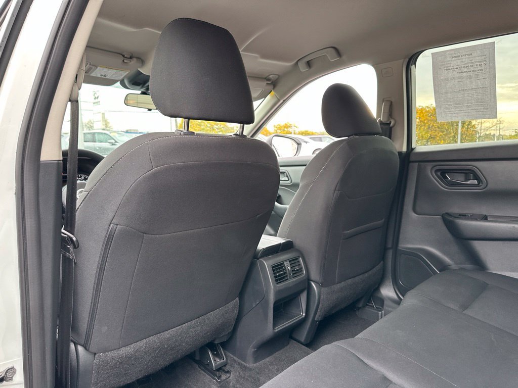 Used 2024 Nissan Rogue S AWD/4WD image 35