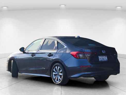 Used 2023 Honda Civic LX image 5