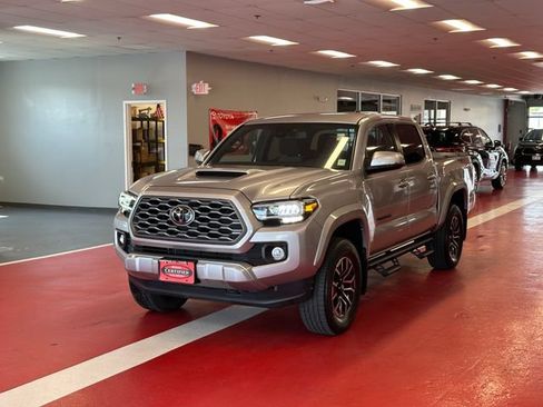 Certified 2023 Toyota Tacoma TRD Sport AWD/4WD image 7