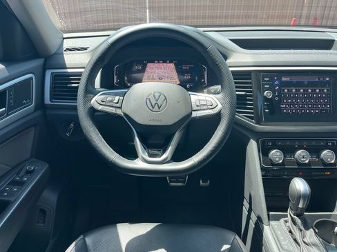 Used 2022 Volkswagen Atlas SEL Premium AWD/4WD image 13