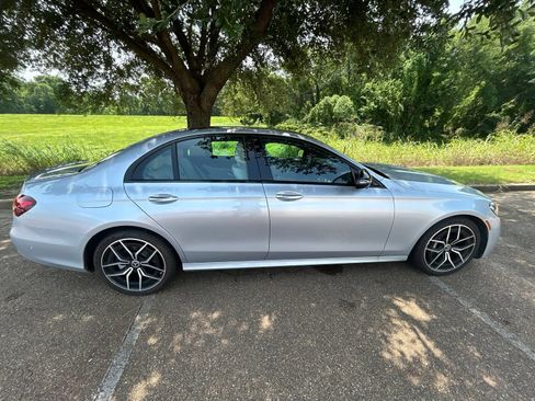 Used 2023 Mercedes-Benz E 350 Sedan image 5