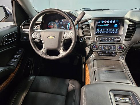 Used 2019 Chevrolet Tahoe Premier AWD/4WD image 9