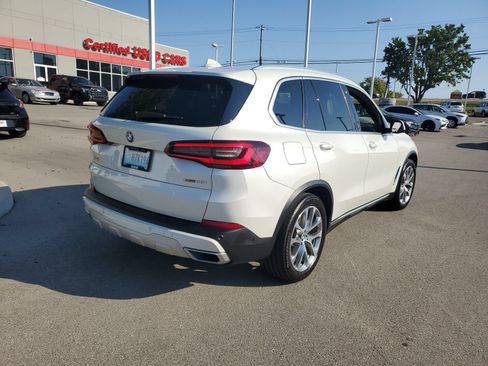 Used 2021 BMW X5 xDrive40i w/ Premium Package AWD/4WD image 4