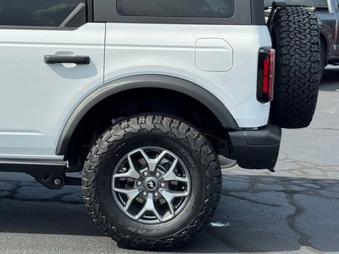 New 2025 Ford Bronco Badlands image 39