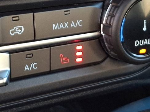 Certified 2022 Ford Bronco Wildtrak image 27