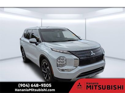 Used 2023 Mitsubishi Outlander SE