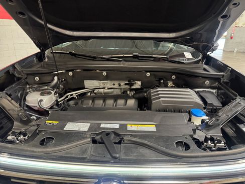 Used 2024 Volkswagen Atlas SEL AWD/4WD image 21