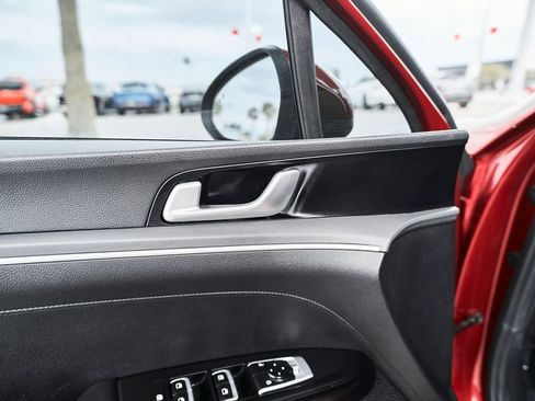 Used 2023 Kia K5 LXS image 19