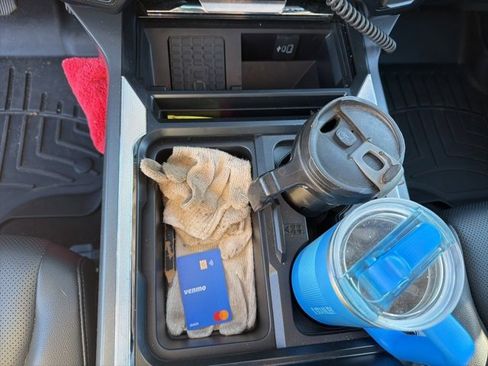 Used 2024 Ford F250 Lariat w/ Lariat Ultimate Package image 34