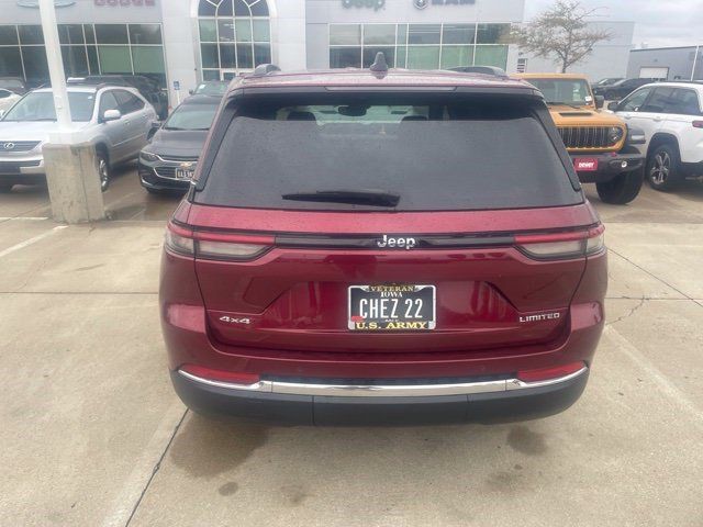 Used 2022 Jeep Grand Cherokee Limited AWD/4WD image 7
