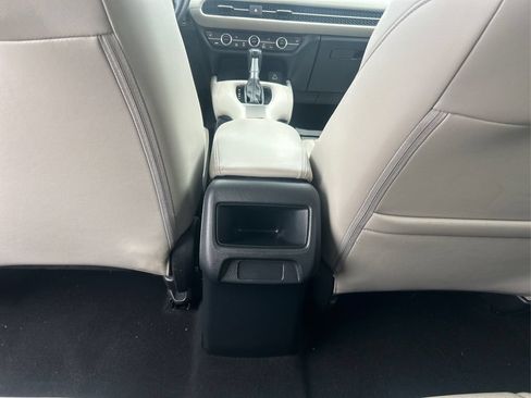 Used 2024 Honda HR-V EX-L image 18