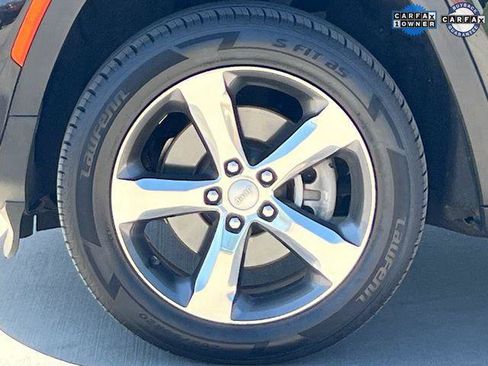 Certified 2022 Jeep Grand Cherokee L Limited image 5