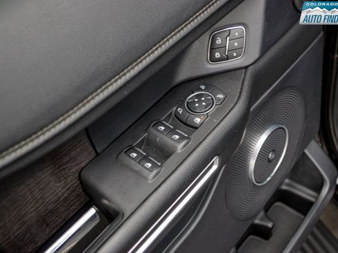 Used 2019 Ford Expedition Max Limited image 11