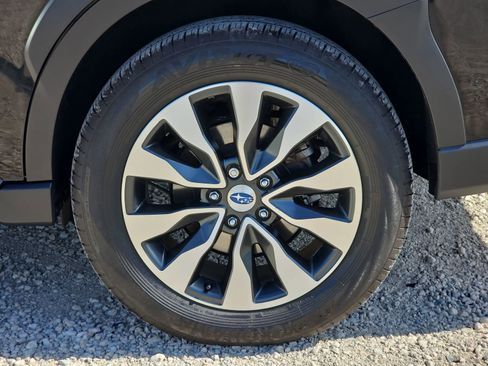 Used 2023 Subaru Outback Limited image 35