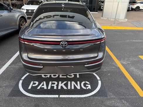 Used 2023 Toyota Crown XLE image 2