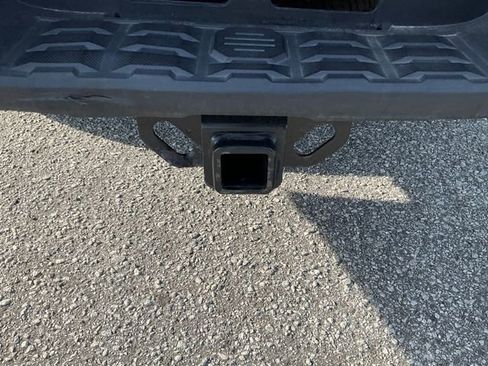 Used 2021 Toyota Tacoma TRD Off-Road AWD/4WD image 9