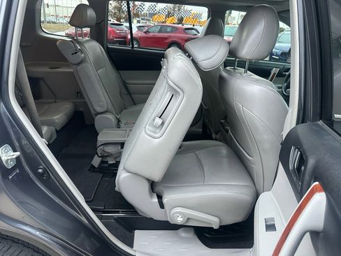 Used 2013 Toyota Highlander Limited image 20