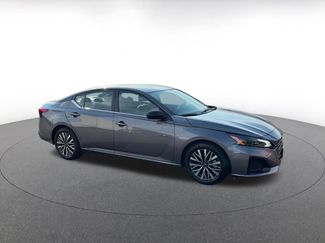 Used 2026 Nissan Altima 2.5 SV FWD video 2