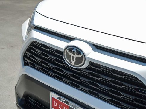 Certified 2025 Toyota RAV4 XLE AWD/4WD image 11
