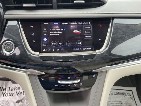 Used 2021 Cadillac XT6 Premium Luxury FWD image 18